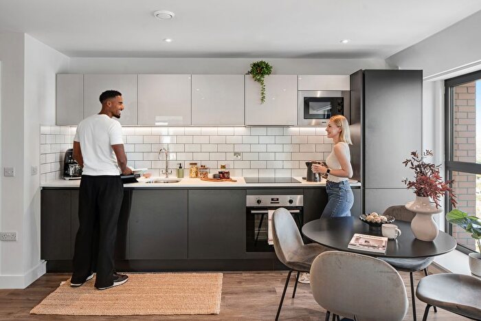 2 Bedroom Flat To Rent In Ryland Street, Birmingham, B15