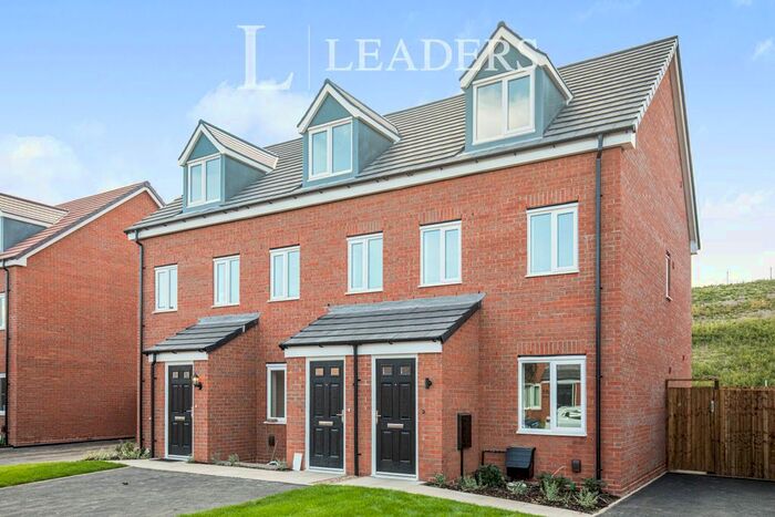 3 Bedroom Town House To Rent In Paragon Way, Coventry, CV6