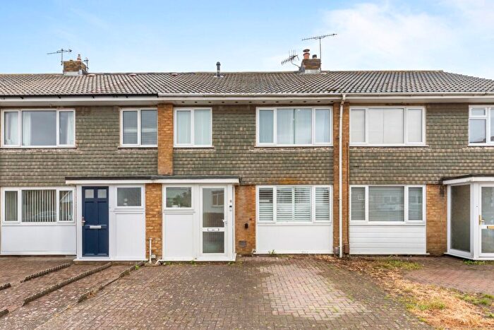 4 Bedroom Terraced House For Sale In Riverside Road, Shoreham-By-Sea, West Sussex, BN43
