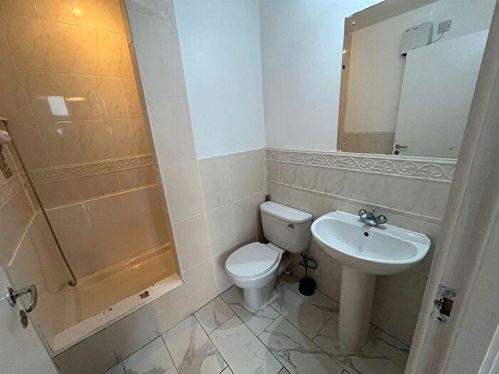 2 Bedroom Flat To Rent In City Heights, Victoria Bridge Street, Salford, M3