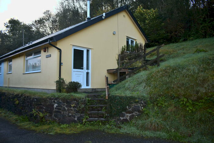 2 Bedroom House To Rent In Castle Mead, Narberth, SA67