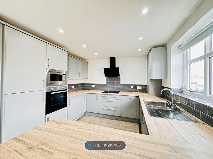 3 Bedroom Semi-Detached House To Rent In Wraith Terrace, Peterlee, SR8