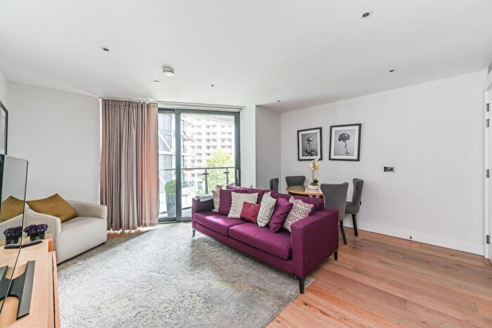 2 Bedroom Flat For Sale In Riverlight Quay, Nine Elms, London, SW11