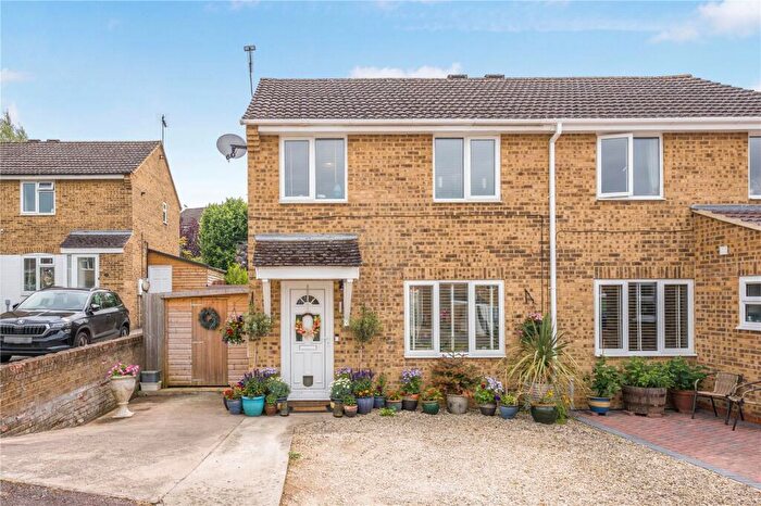 3 Bedroom Semi-Detached House For Sale In Marlborough Close, Kings Sutton, Banbury, Northamptonshire, OX17