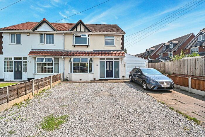 3 Bedroom Semi-Detached House For Sale In Newton Road, Warrington, WA3