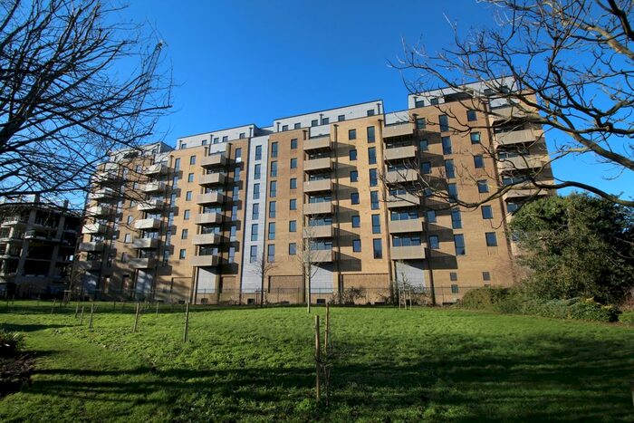 2 Bedroom Flat To Rent In Brewers Square, Dartford, DA1