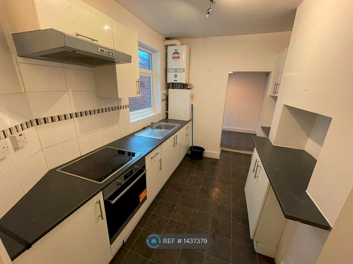 3 Bedroom Terraced House To Rent In Grafton Street, Hull, HU5
