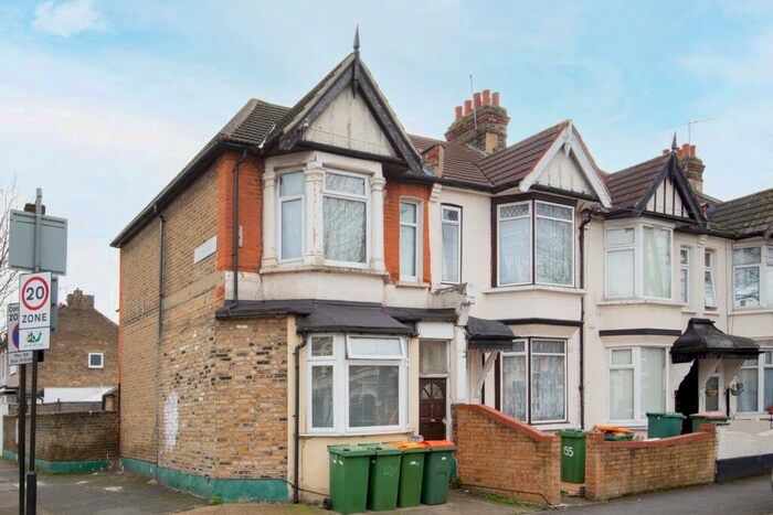 1 Bedroom Flat To Rent In Boundary Road, East Ham, London, E13