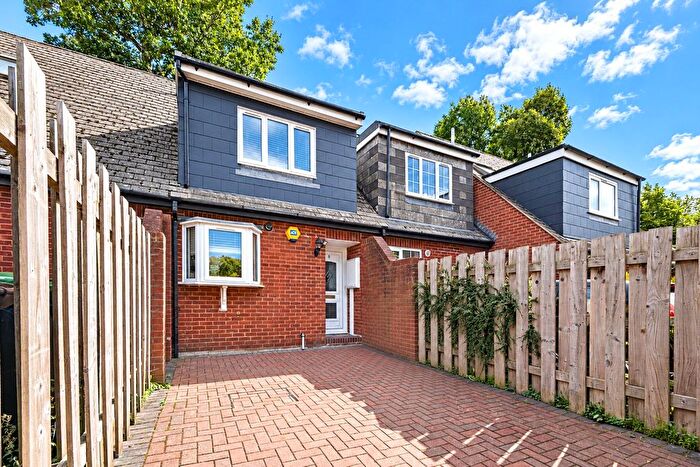 2 Bedroom Terraced House For Sale In Long Elms Close, Abbots Langley, Hertfordshire, WD5