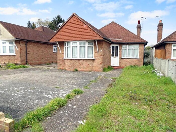 2 Bedroom Detached Bungalow For Sale In Elms Drive, Chelmsford, CM1