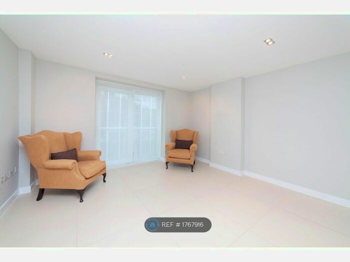 1 Bedroom Flat To Rent In Bezier Apartments, London, EC1Y