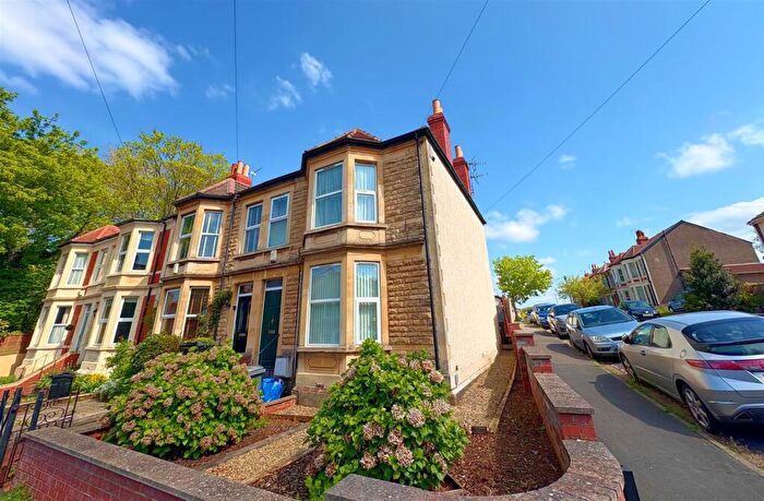 2 Bedroom Apartment For Sale In Wick Crescent, Bristol, BS4