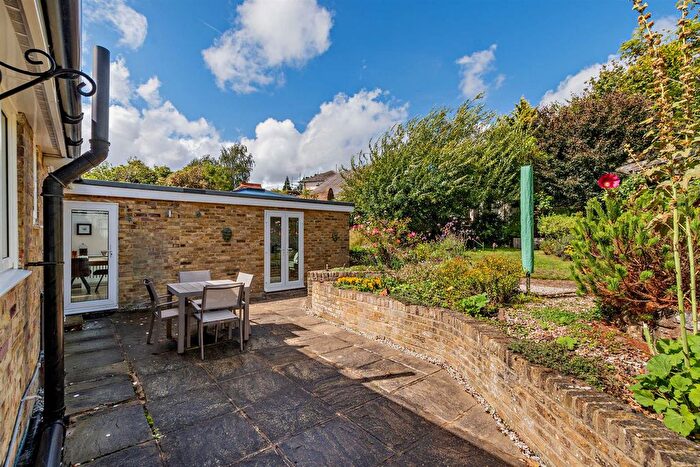 2 Bedroom Detached Bungalow For Sale In Church Street, Teston, Maidstone, ME18