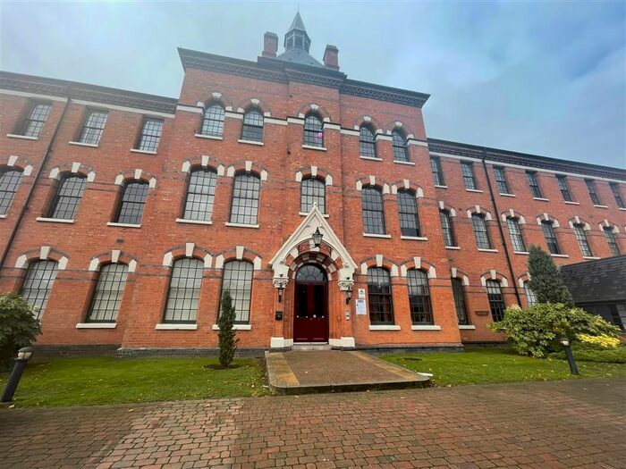 2 Bedroom Flat To Rent In Highcroft Road, Erdington, Birmingham, B23