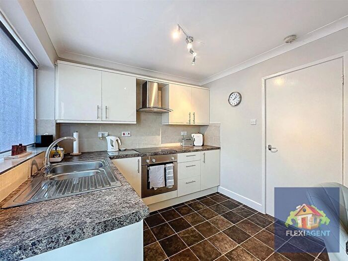 3 Bedroom Detached Bungalow For Sale In Kingston Crescent, Marshside, Southport, PR9