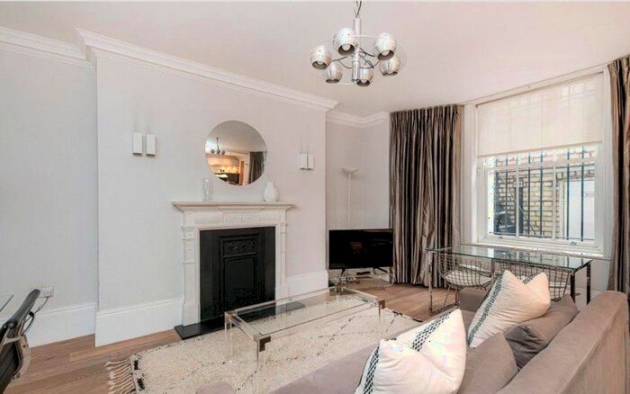 1 Bedroom Flat To Rent In Welbeck Street, Marylebone, London, W1G