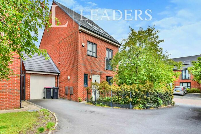 4 Bedroom Detached House To Rent In Sandringham Gardens, Salford, M7