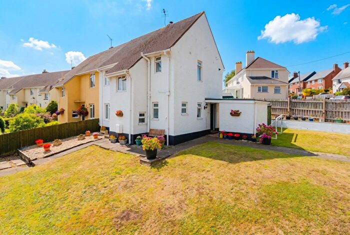 3 Bedroom Semi Detached House For Sale In Barnfield, Crediton, EX17