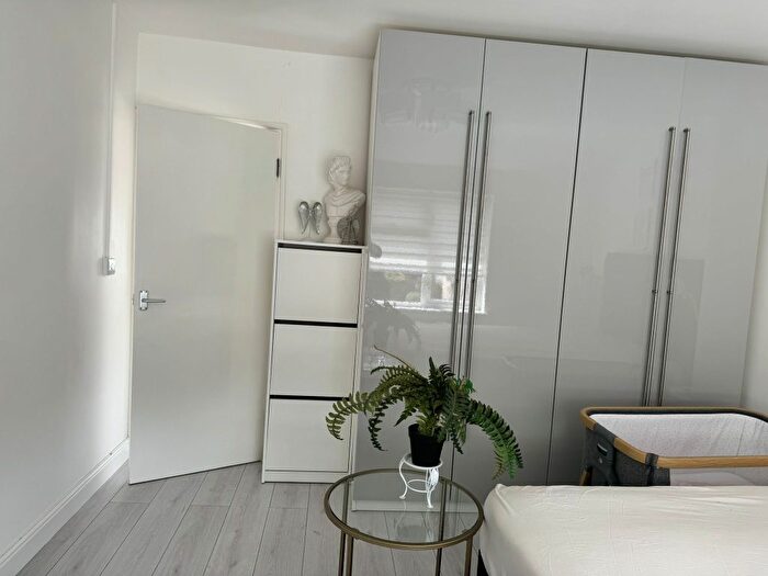 2 Bedroom Detached House To Rent In Alibon Road, Dagenham, RM10
