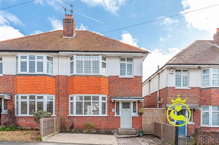3 Bedroom Semi-Detached House For Sale In Springfield Crescent, Lower Parkstone, Poole, BH14