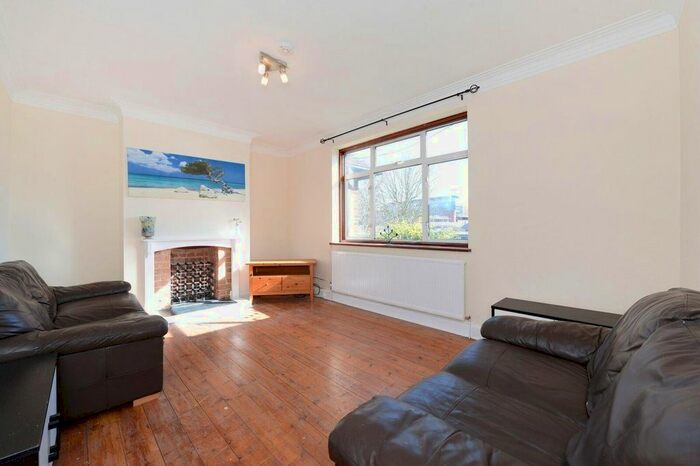 1 Bedroom Maisonette To Rent In Oldfield Lane North, Greenford, UB6