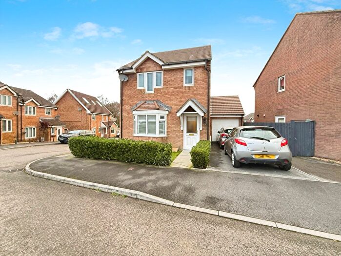 3 Bedroom Detached House For Sale In Oak Way, Penllergaer, Swansea, West Glamorgan, SA4