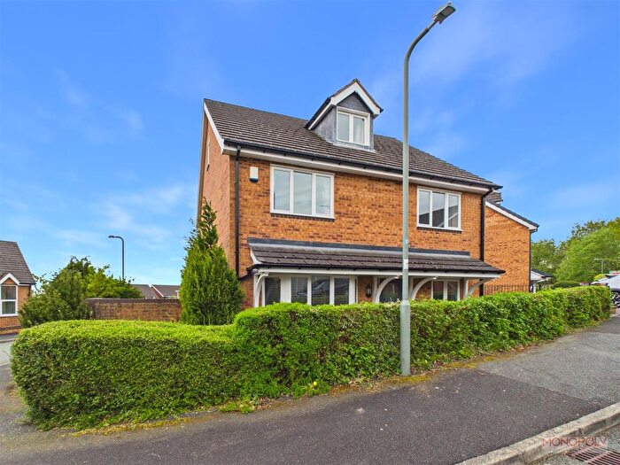 4 Bedroom Detached House For Sale In Fox Close, Summerhill, Wrexham, LL11