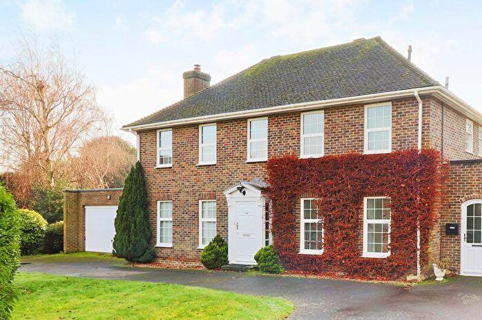 3 Bedroom Semi-Detached House To Rent In Canterbury, CT2