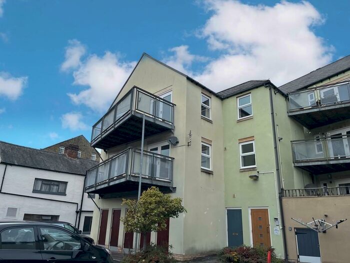 2 Bedroom Apartment To Rent In Hexham, Northumberland, NE46