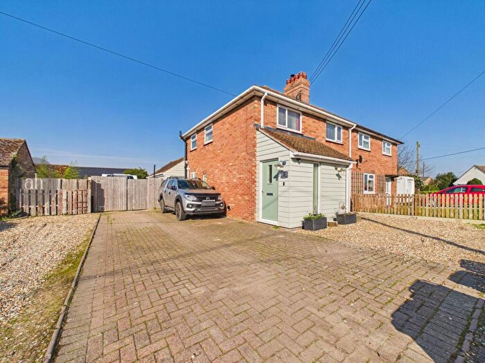 3 Bedroom Semi Detached House For Sale In School Cottages, Hargrave, IP29