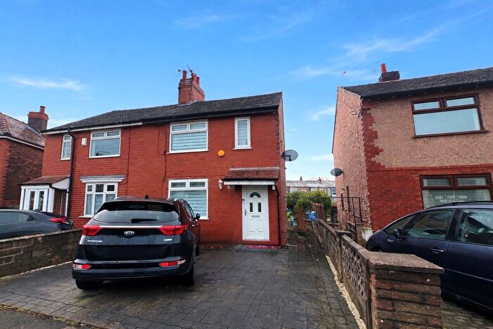 3 Bedroom Semi Detached House For Sale In Vine Street, Hazel Grove, Stockport, Greater Manchester, SK7