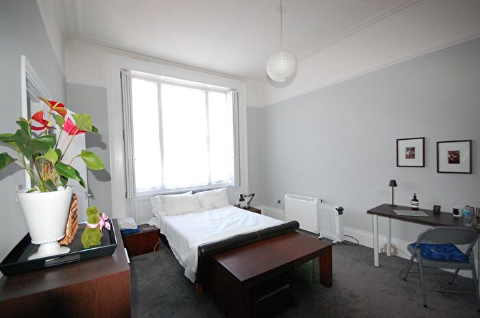 Studio To Rent In Westbourne Terrace, London, W2