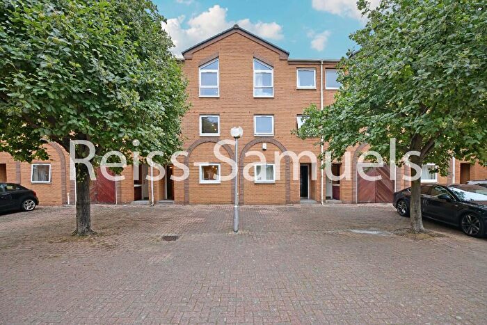 5 Bedroom Terraced House To Rent In Cyclops Mews, Canary Wharf, London, E14