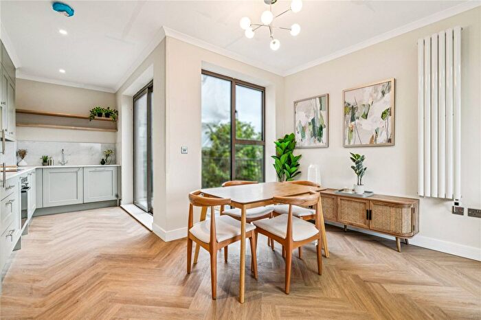 2 Bedroom Flat For Sale In Deburgh Road, SW19