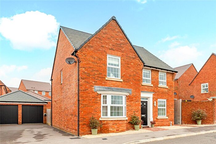 4 Bedroom Detached House For Sale In Bastion Street, Donnington, Newbury, Berkshire, RG14
