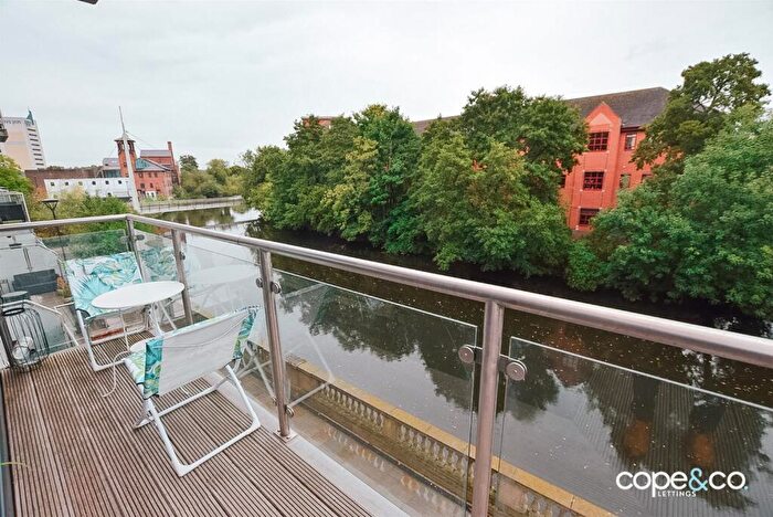 2 Bedroom Apartment To Rent In Cathedral View, Full Street, Derby, Derbyshire, DE1