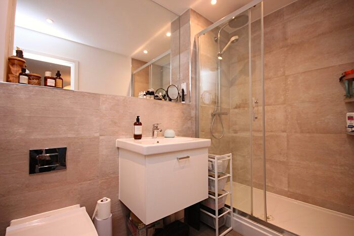 1 Bedroom Maisonette To Rent In Ascot House, Andrews Close, Epsom, KT17