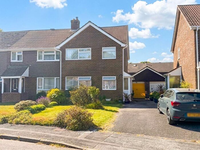3 Bedroom Semi-Detached House For Sale In Windmill Copse, Dibden Purlieu, SO45