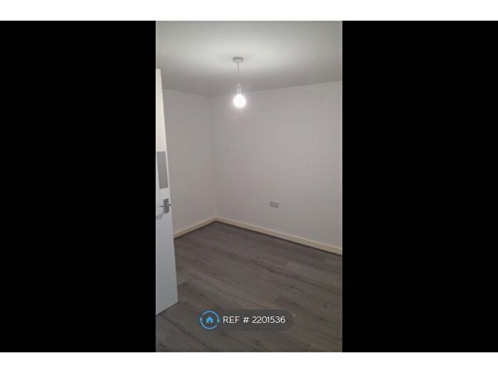 1 Bedroom Flat To Rent In Middlewood Road, Sheffield, S6