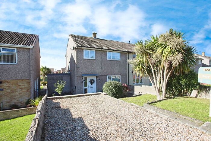 3 Bedroom Semi-Detached House For Sale In Firs Road, Caldicot, NP26