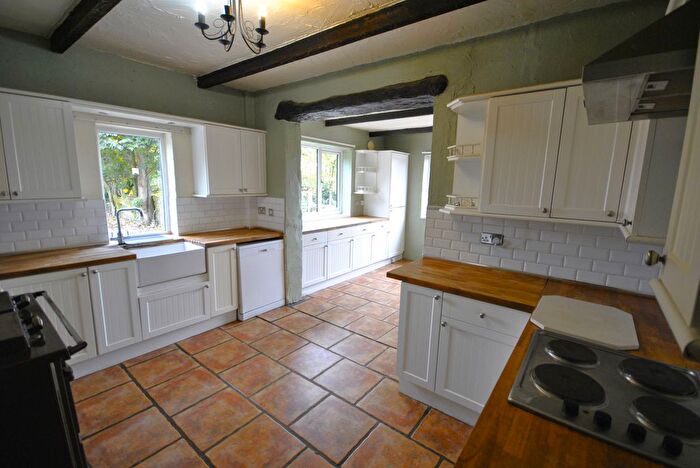 3 Bedroom Cottage For Sale In Hesley, Doncaster, DN11