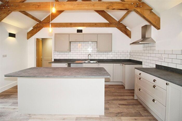 2 Bedroom Barn Conversion To Rent In Clawton, Holsworthy, EX22