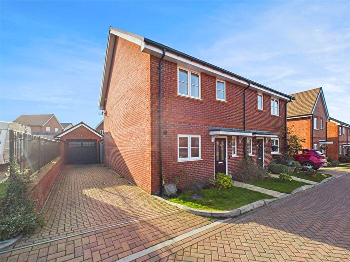 3 Bedroom Semi Detached House For Sale In Moor Close, Chinnor, Oxfordshire, OX39