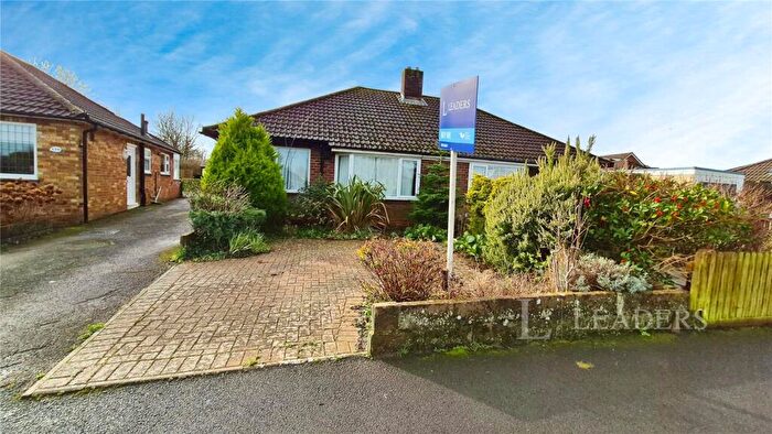 2 Bedroom Bungalow For Sale In Blackbrook Road, Fareham, Hampshire, PO15