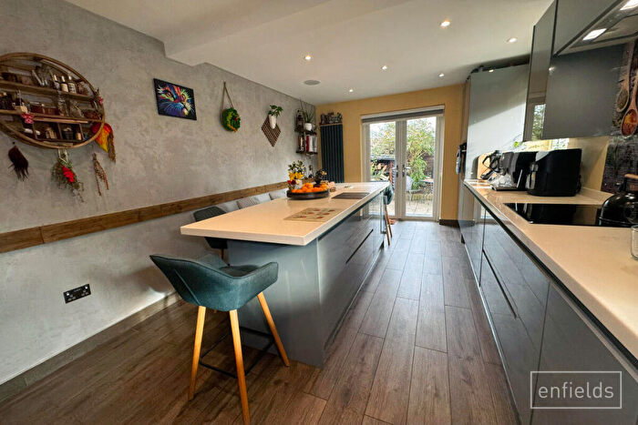 2 Bedroom Semi-Detached House For Sale In Princes Road, Southampton, SO15