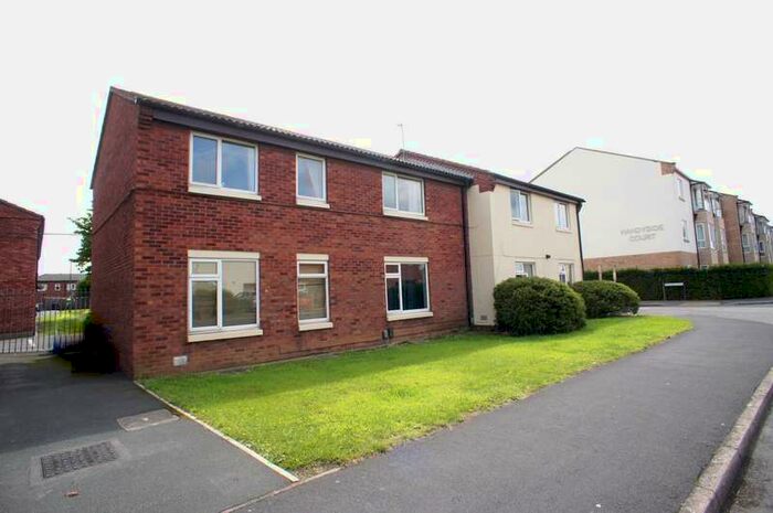 2 Bedroom Apartment To Rent In Griffin Close, Alvaston, DE24