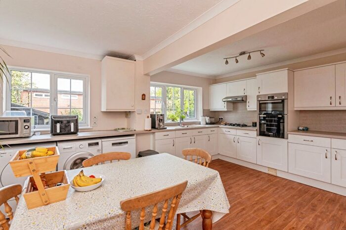 4 Bedroom Detached House For Sale In The Copse, Billericay, Essex, CM12