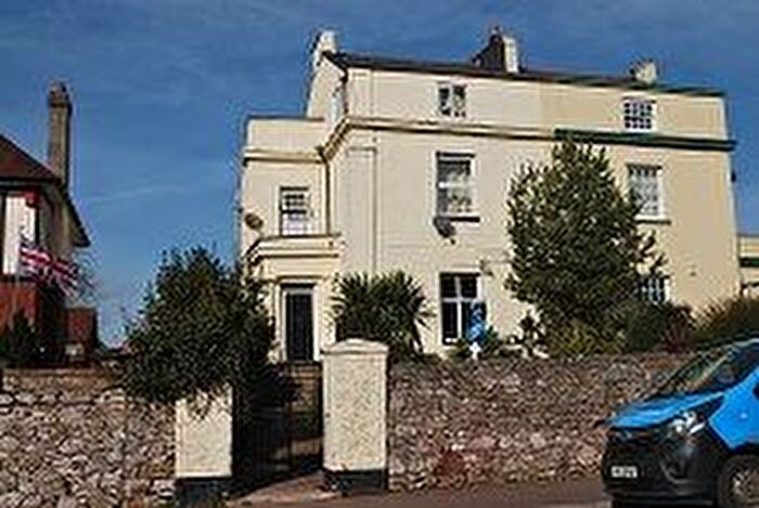 2 Bedroom Flat To Rent In Salterton Road, Exmouth, EX8