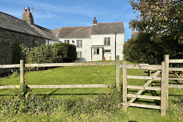 3 Bedroom Semi-Detached House For Sale In Pucara, Penrose, PL27