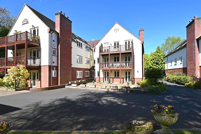 3 Bedroom Flat For Sale In Park House, Harborne Road, Edgbaston, Birmingham, B15